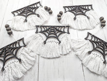 Load image into Gallery viewer, Spider Web Wooden Garland Or Unfinished Craft Kit