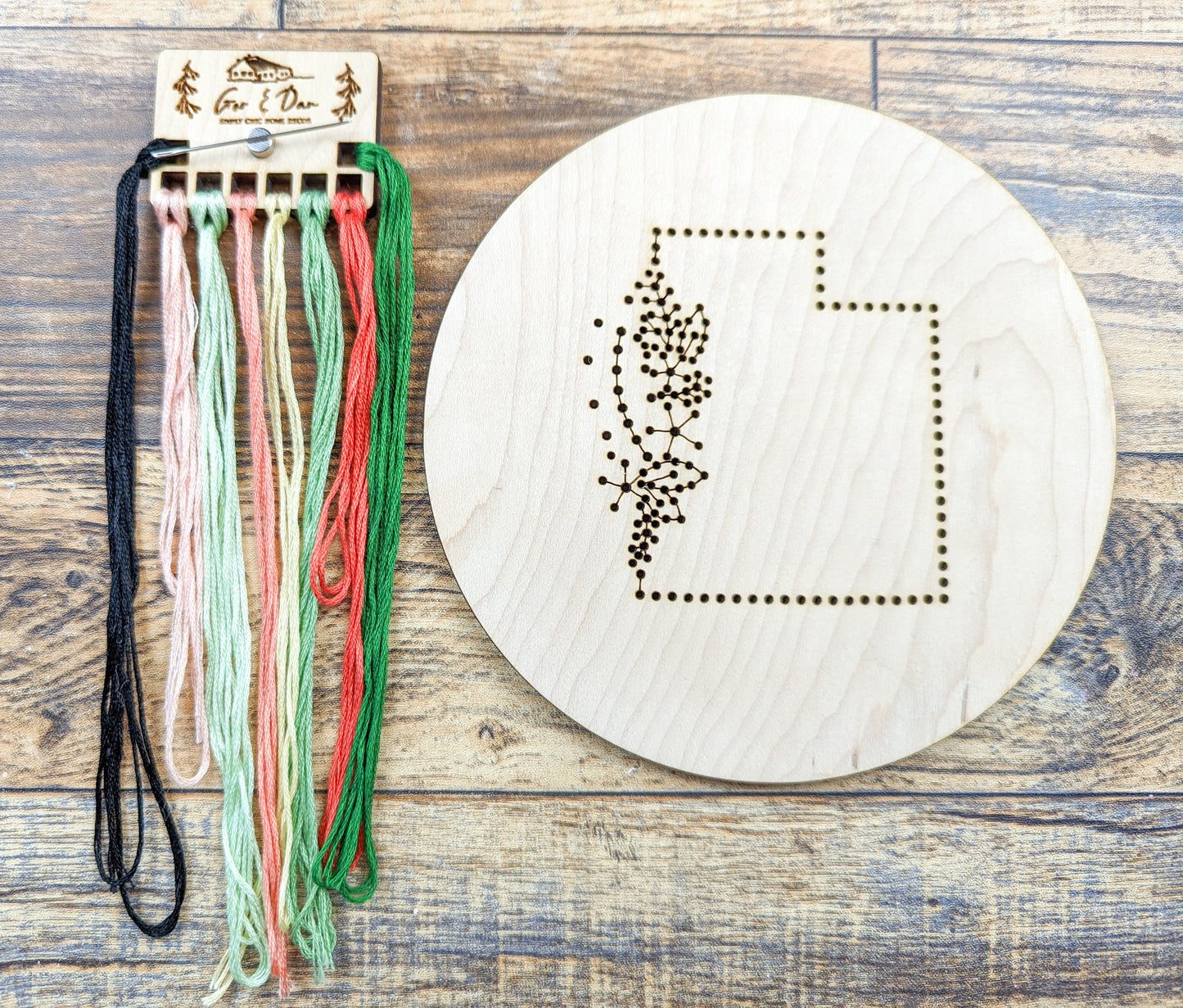 Wood State Embroidery Circle Kit