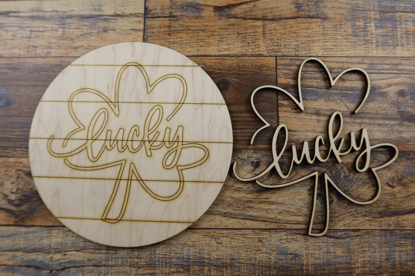 Lucky Clover Circle Sign Kit