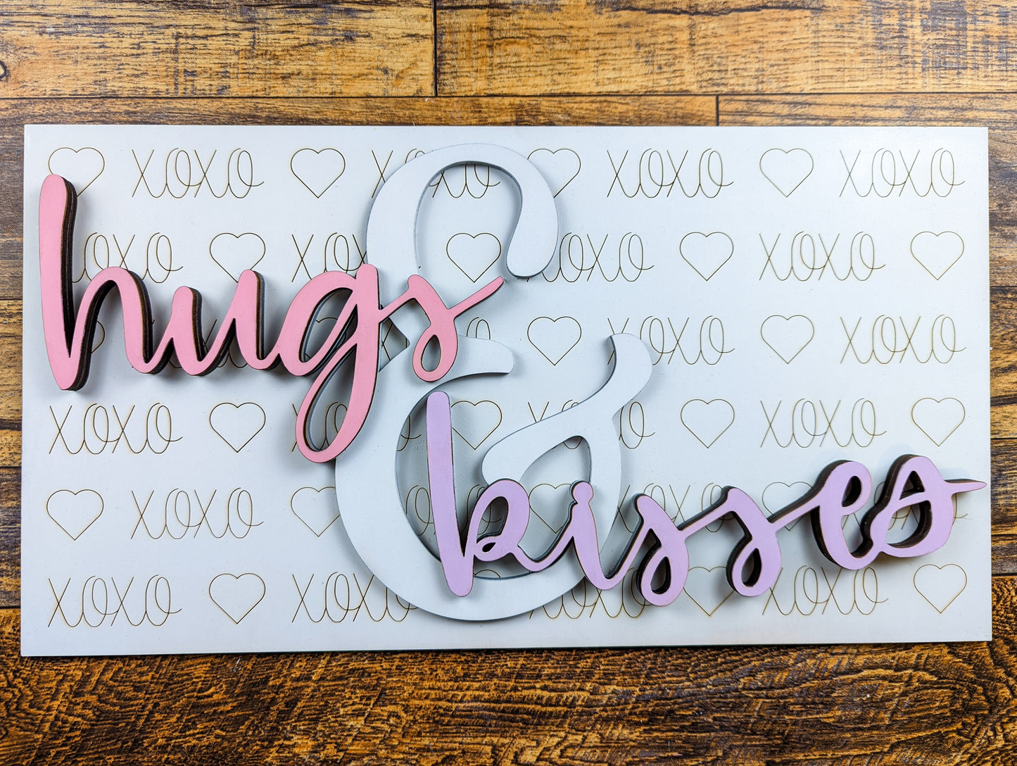 Hugs and Kisses Sign