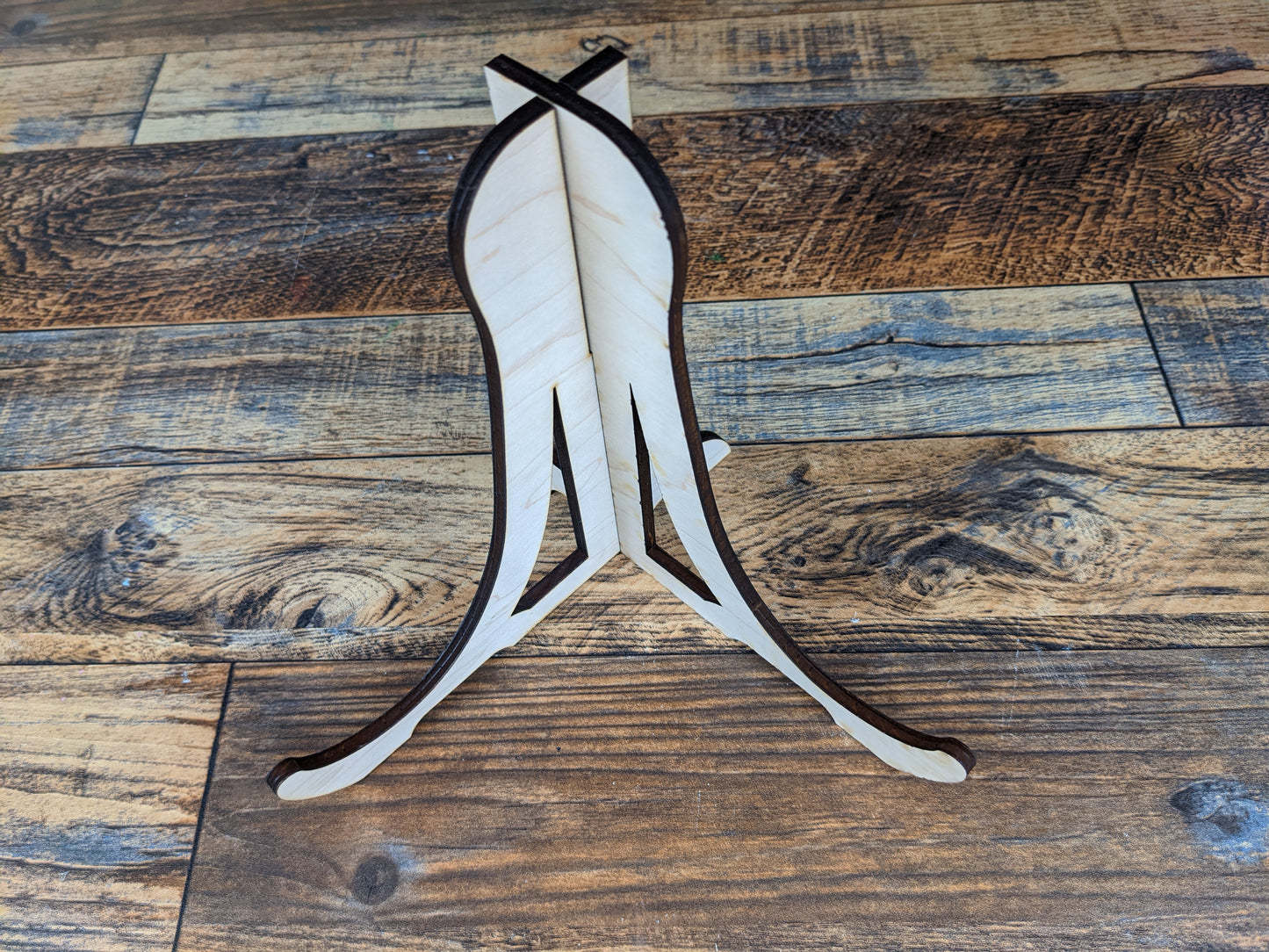 Medium Wooden Stand