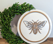 Load image into Gallery viewer, Bee Circle Sign
