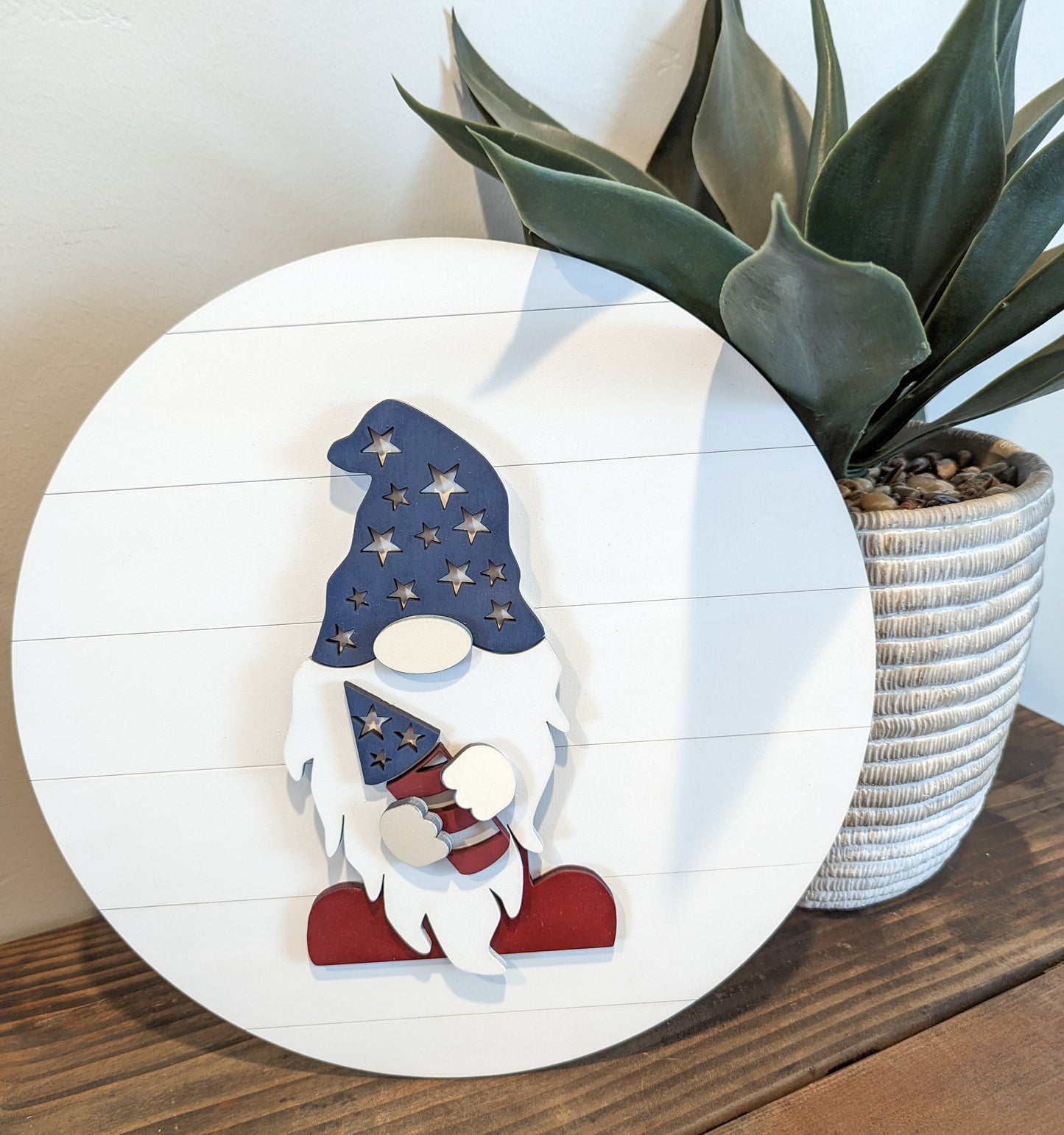 4th of July Firecracker Gnome Round Sign