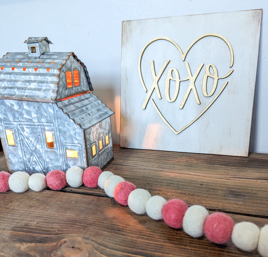 Distressed Xoxo Valentine's Sign Or Craft Kit