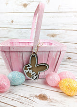 Load image into Gallery viewer, Wooden Easter Name Tags
