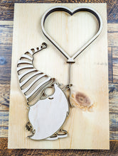 Load image into Gallery viewer, Gnome Balloon Shaker Sign Kit
